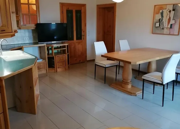 Blockhaus Familie Raidl * ريغرسبورغ